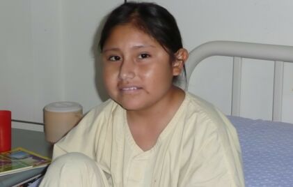 Mädchen im Krankenhaus in Bolivien.
